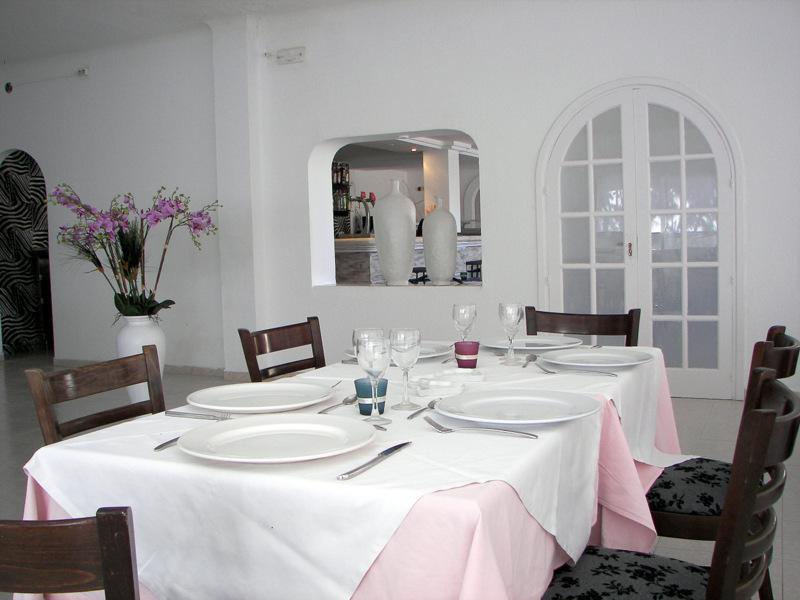Hostal Los Pinos Es Canar  Restaurant photo