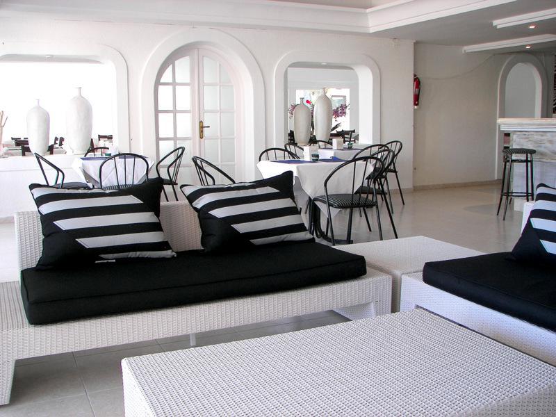 Hostal Los Pinos Es Canar  Room photo